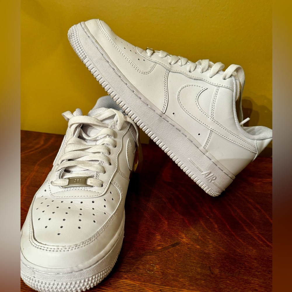 Women’s. Nike Air Force 1 '07 sneakers